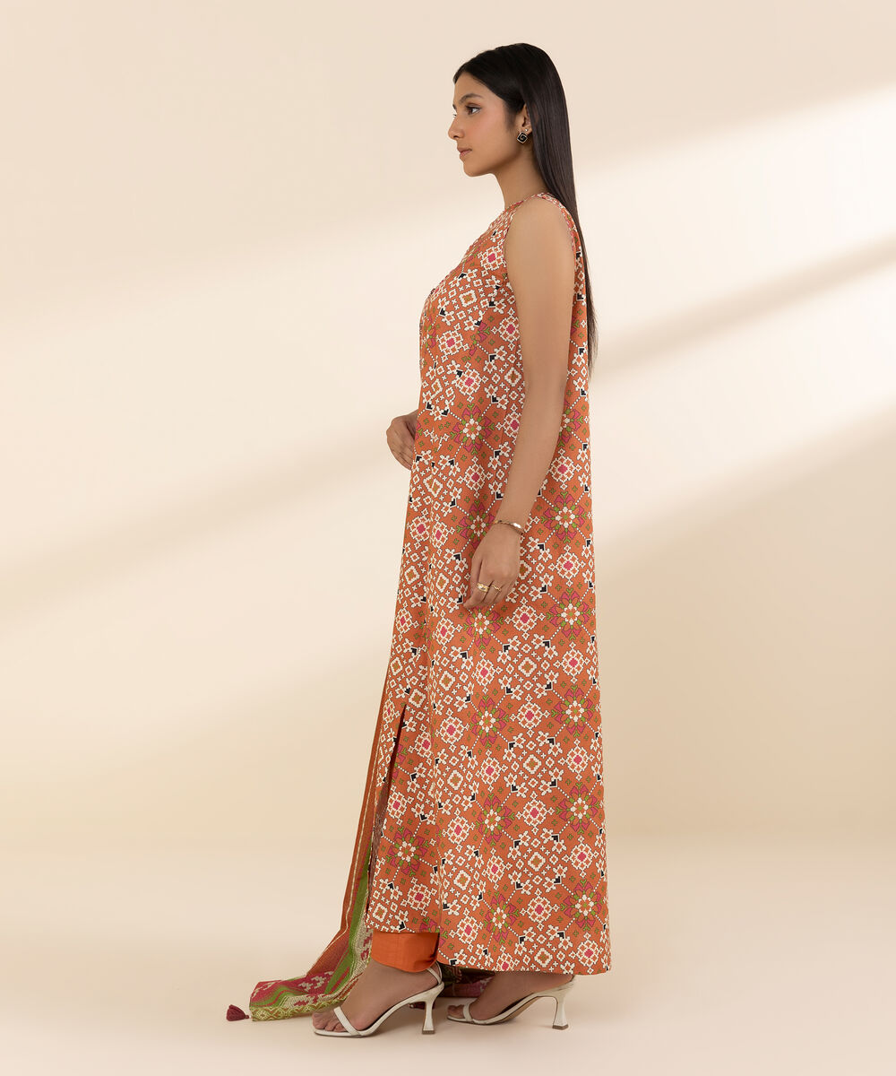 Women's Unstitched Lawn Printed Multi 3 Piece Suit