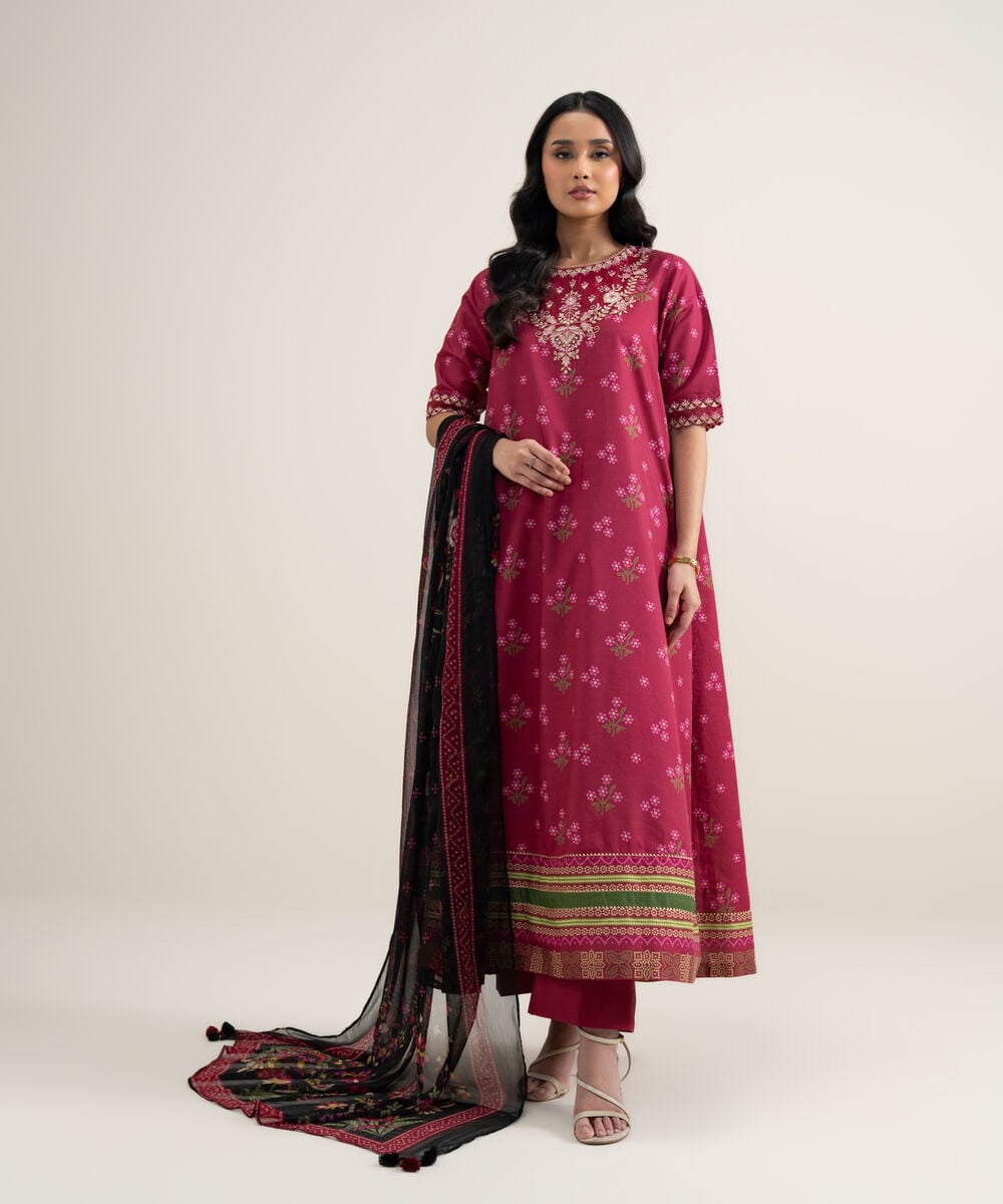 Women's Unstitched Lawn Embroidered Magenta 3 Piece Suit