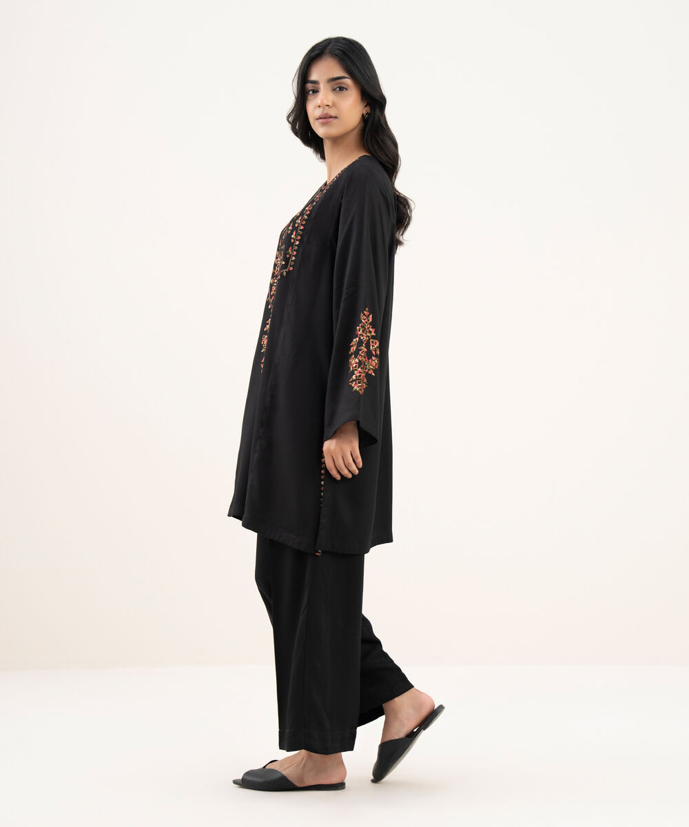 Women's RTW Bedford Embroidered Straight Black Shirt