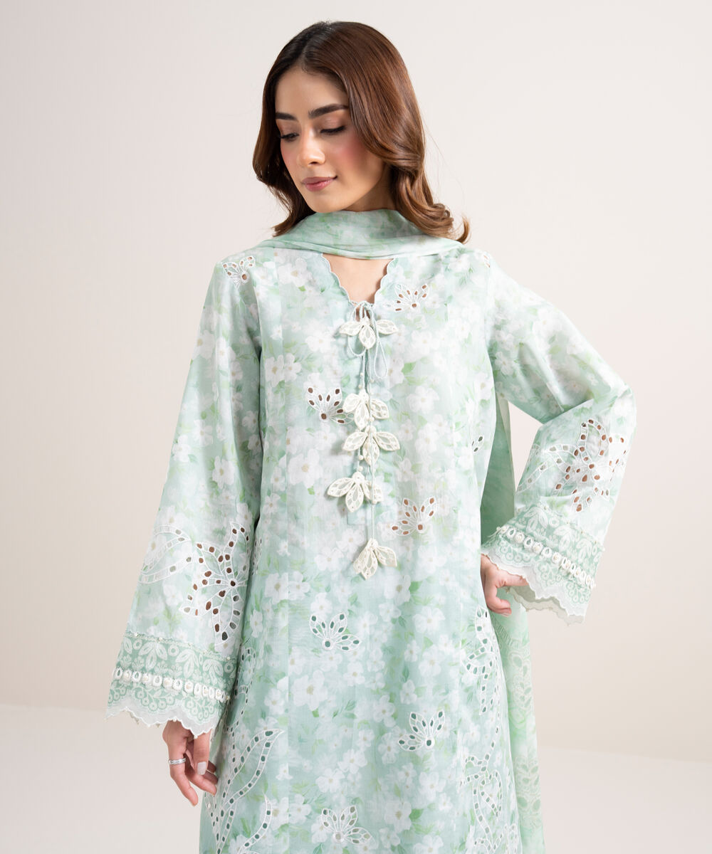 Women's Unstitched Lawn Embroidered Green 3 Piece Suit