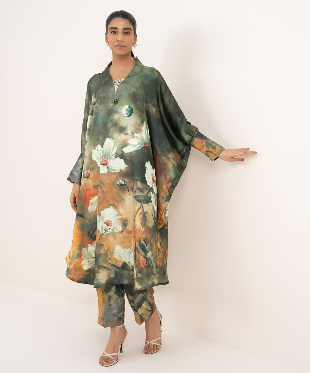 Women's RTW Blended Satin Green Printed Kaftan