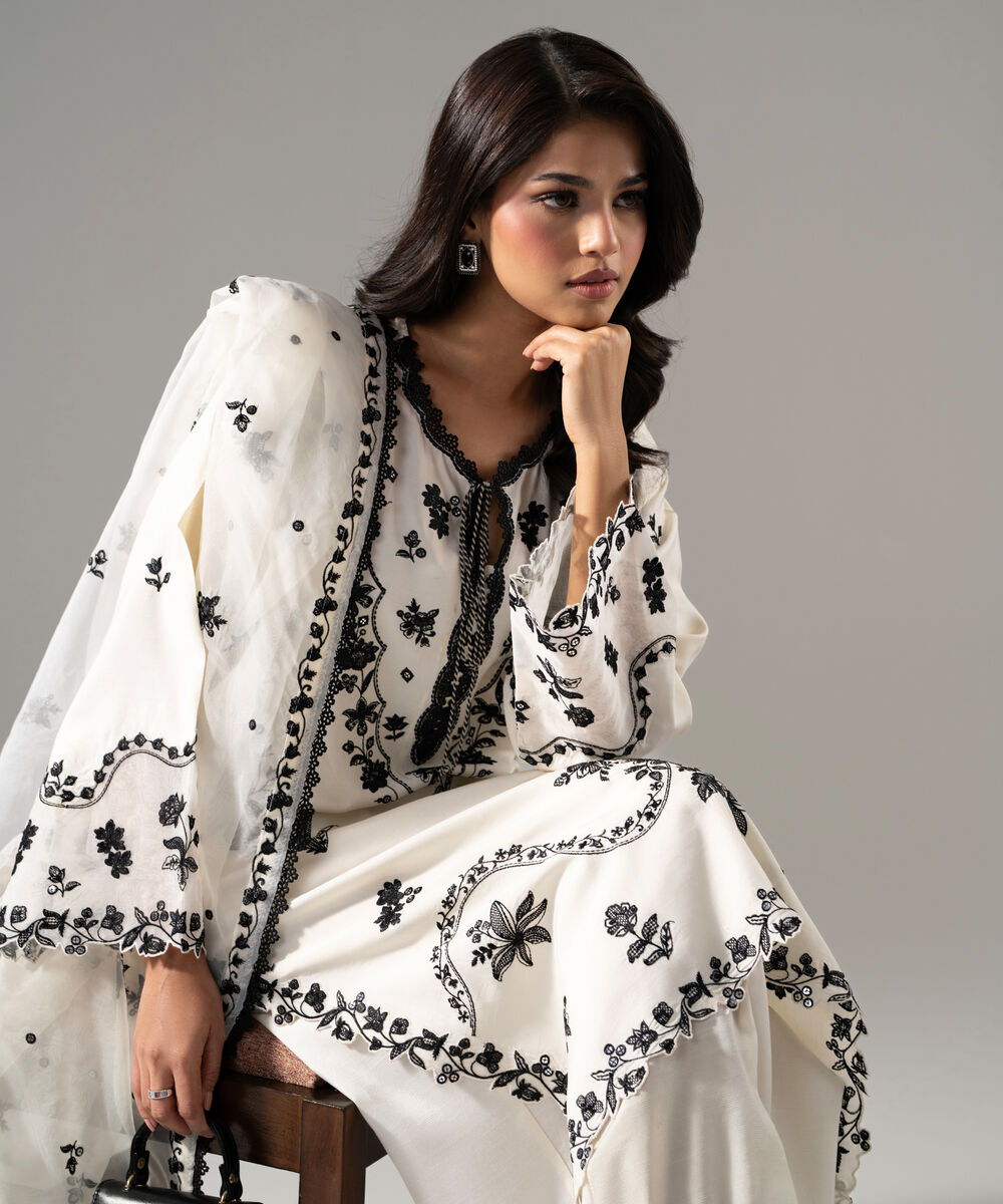 Women's RTW Raw Silk Solid Embroidered Off White 3 Piece Suit