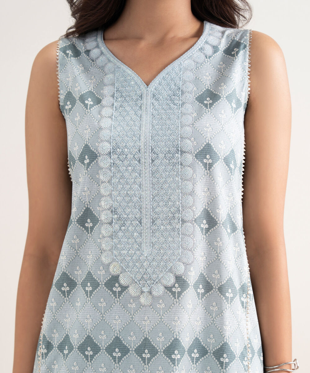 Women's Unstitched Lawn Grey Embroidered 3 Piece Suit