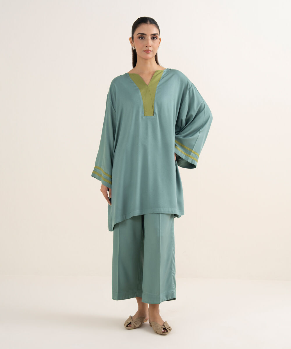 Women's RTW Bedford Solid Blue Drop Shoulder Shirt