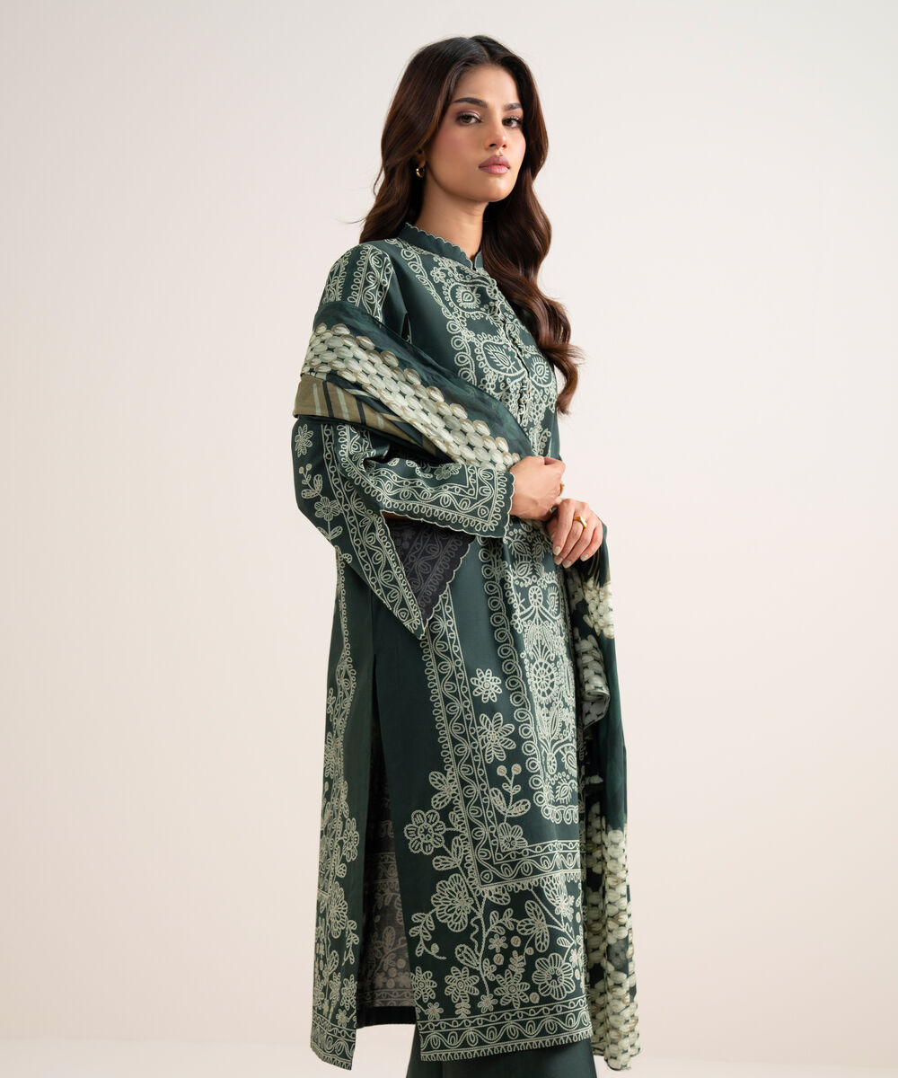 Women's Unstitched Printed Lawn Green 3 Piece Suit