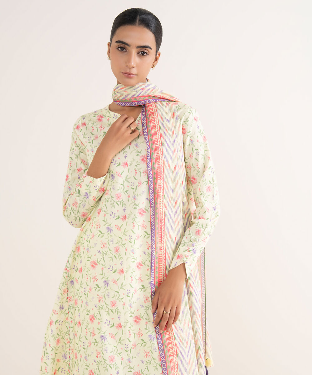 Women's Unstitched Lawn Printed Multi 3 Piece Suit