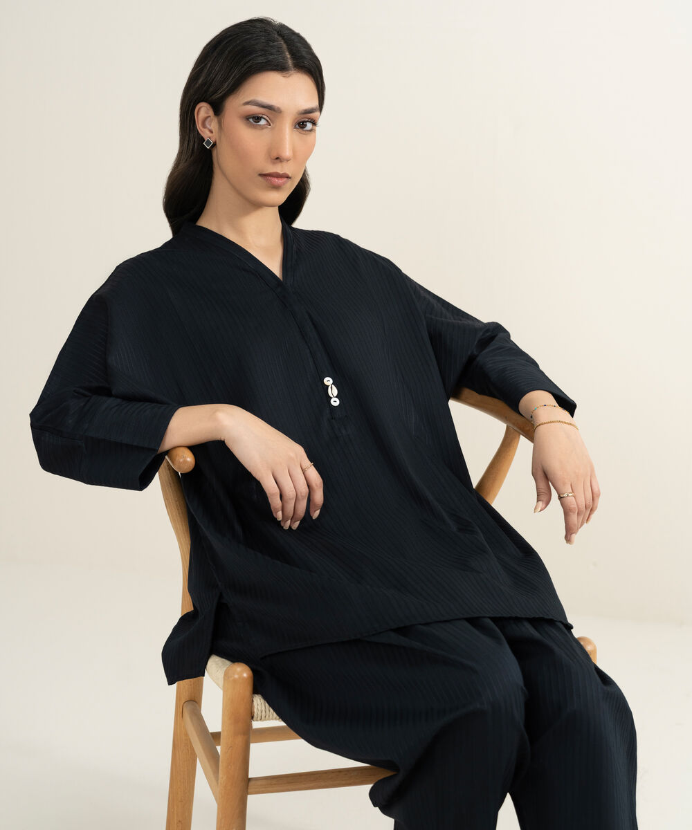 Women's RTW Dobby Solid Black Drop Shoulder Shirt