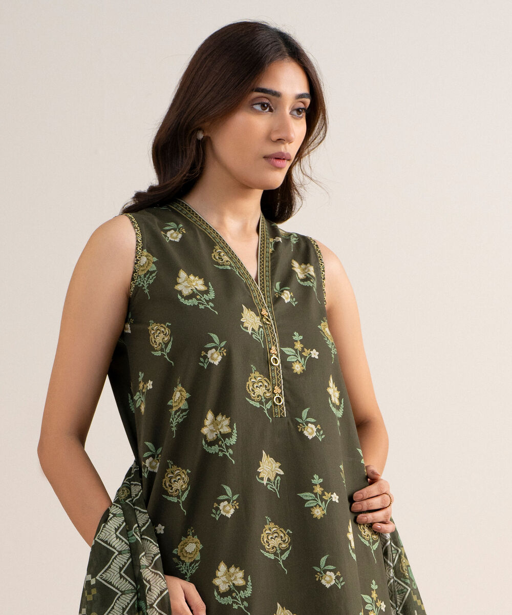 Women's Unstitched Cotton Embroidered Green 3 Piece Suit
