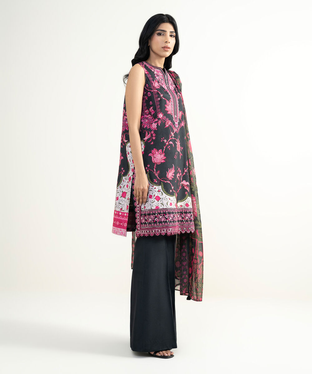 Women's Unstitched Blended Grip Silk Embroidered Black and Pink 3 Piece Suit