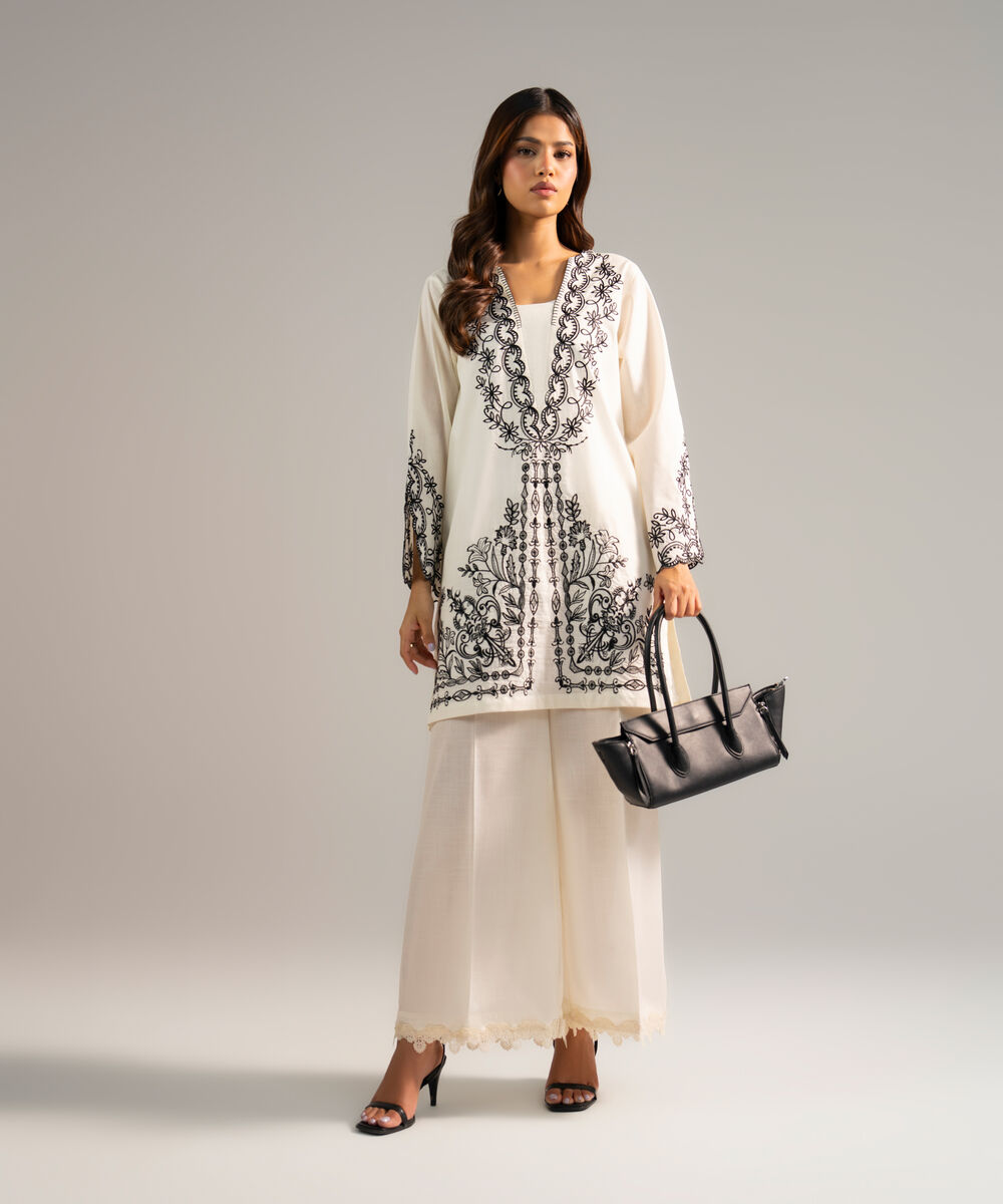 Women's RTW Crosshatch Embroidered Off White Straight Shirt