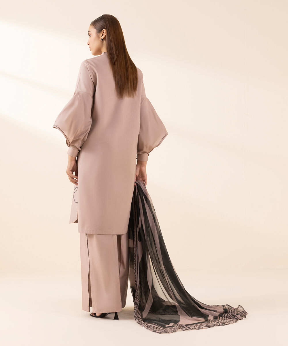 Women's Unstitched Lawn Embroidered Pink 3 Piece Suit