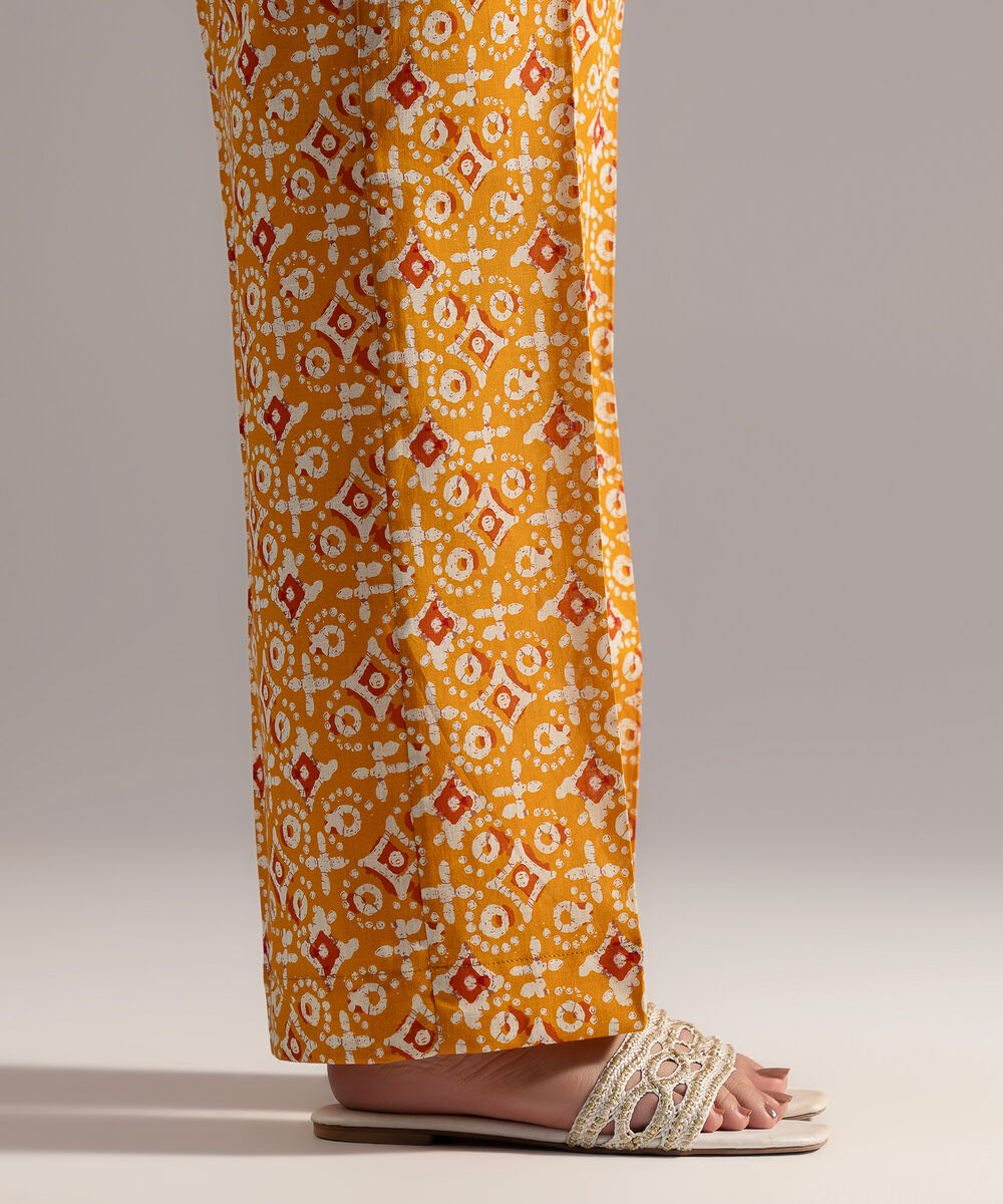 Women's RTW Crosshatch Printed Orange Straight Pants