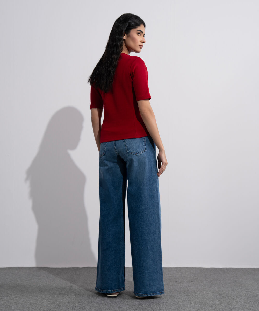Women's Red T-Shirt With Lettuce Trims