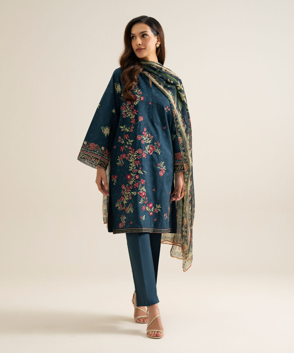 Women's Unstitched Blended Chiffon Embroidered Green 3 Piece Suit