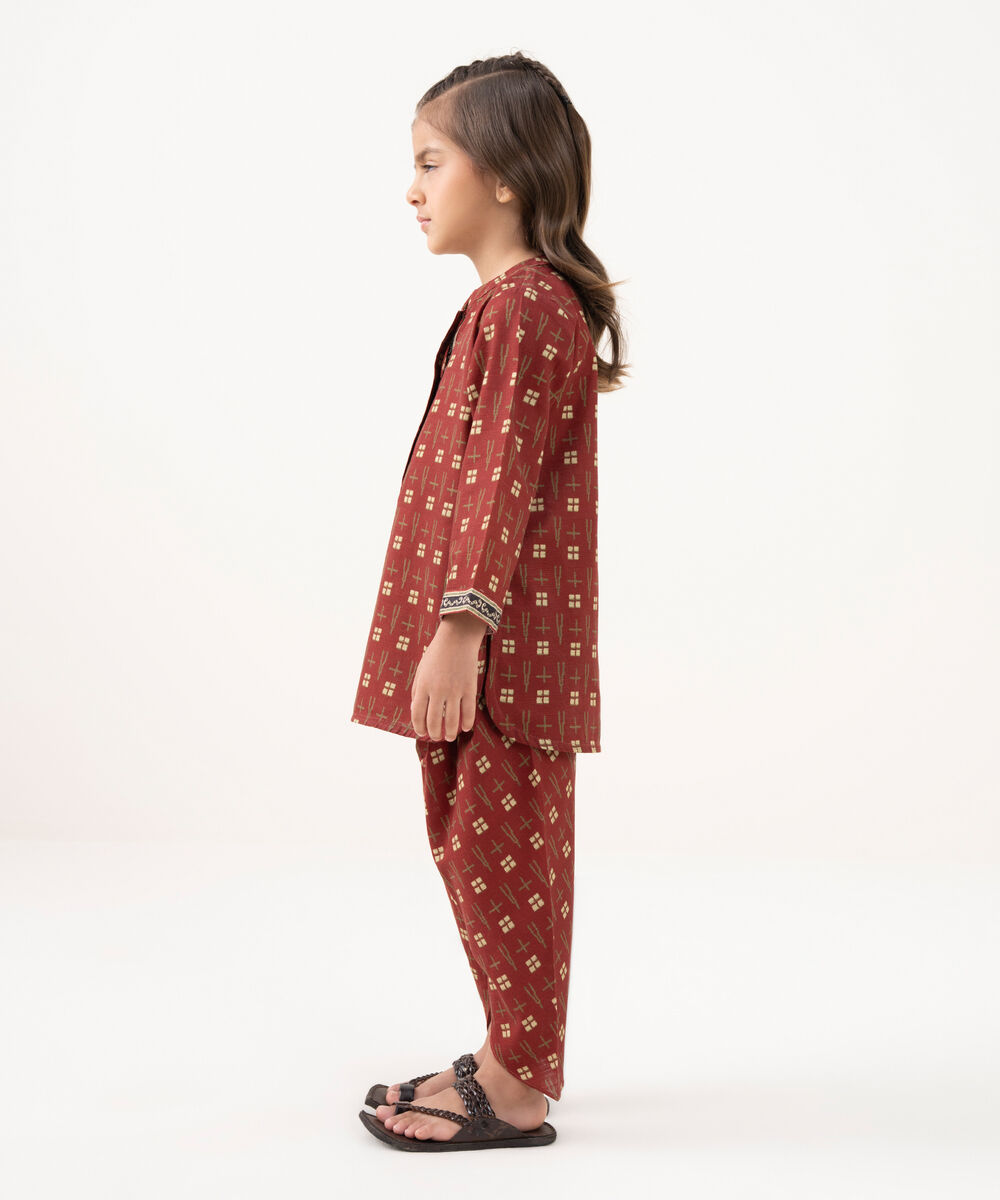 Girl's Light Khaddar Printed Maroon 2 Piece Suit