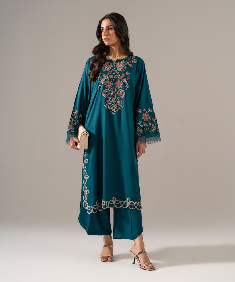 Women's RTW Bedford Solid Embroidered Teal Straight Shirt