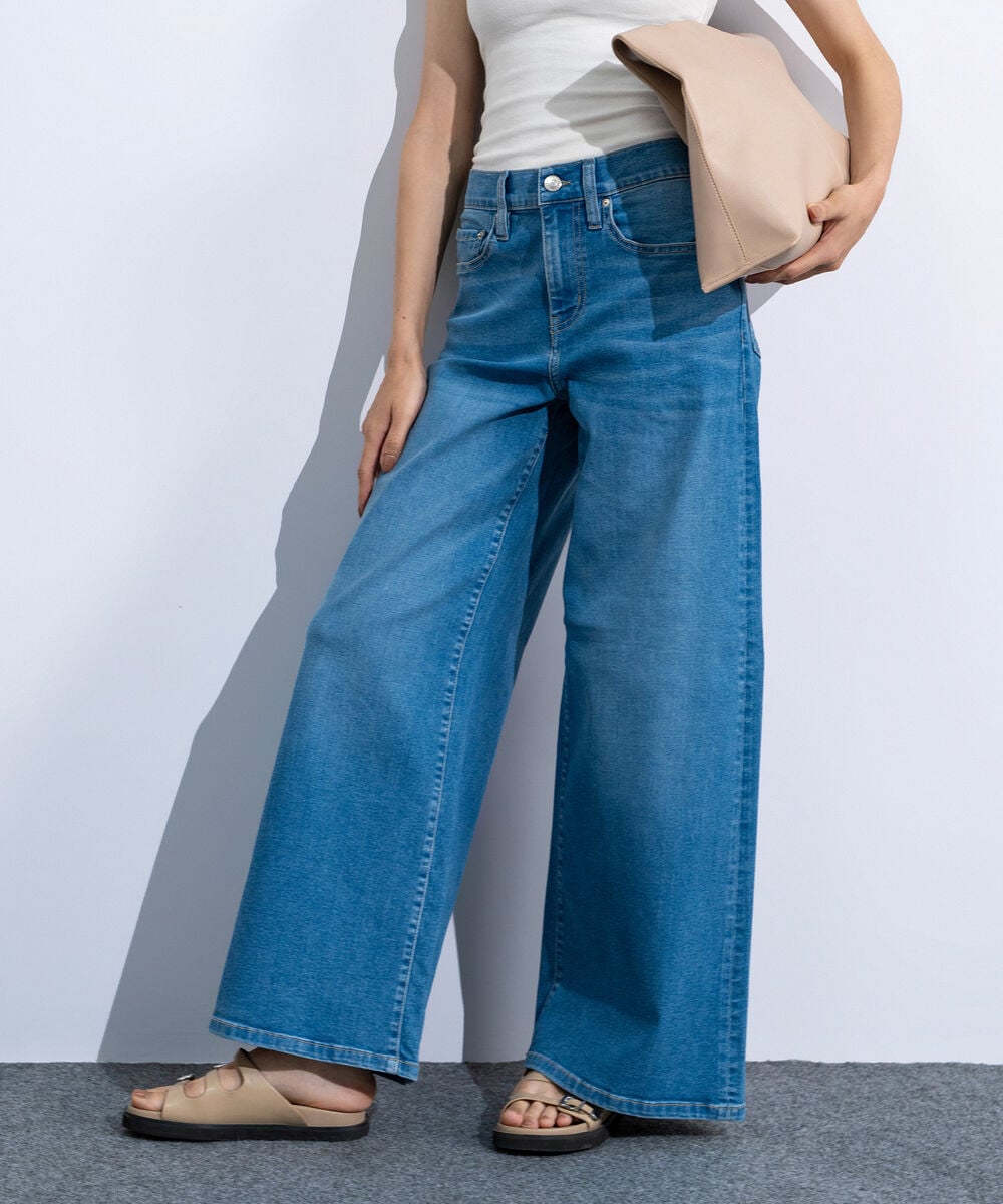 Women's Bleach Wash High Rise Wide Leg Jeans