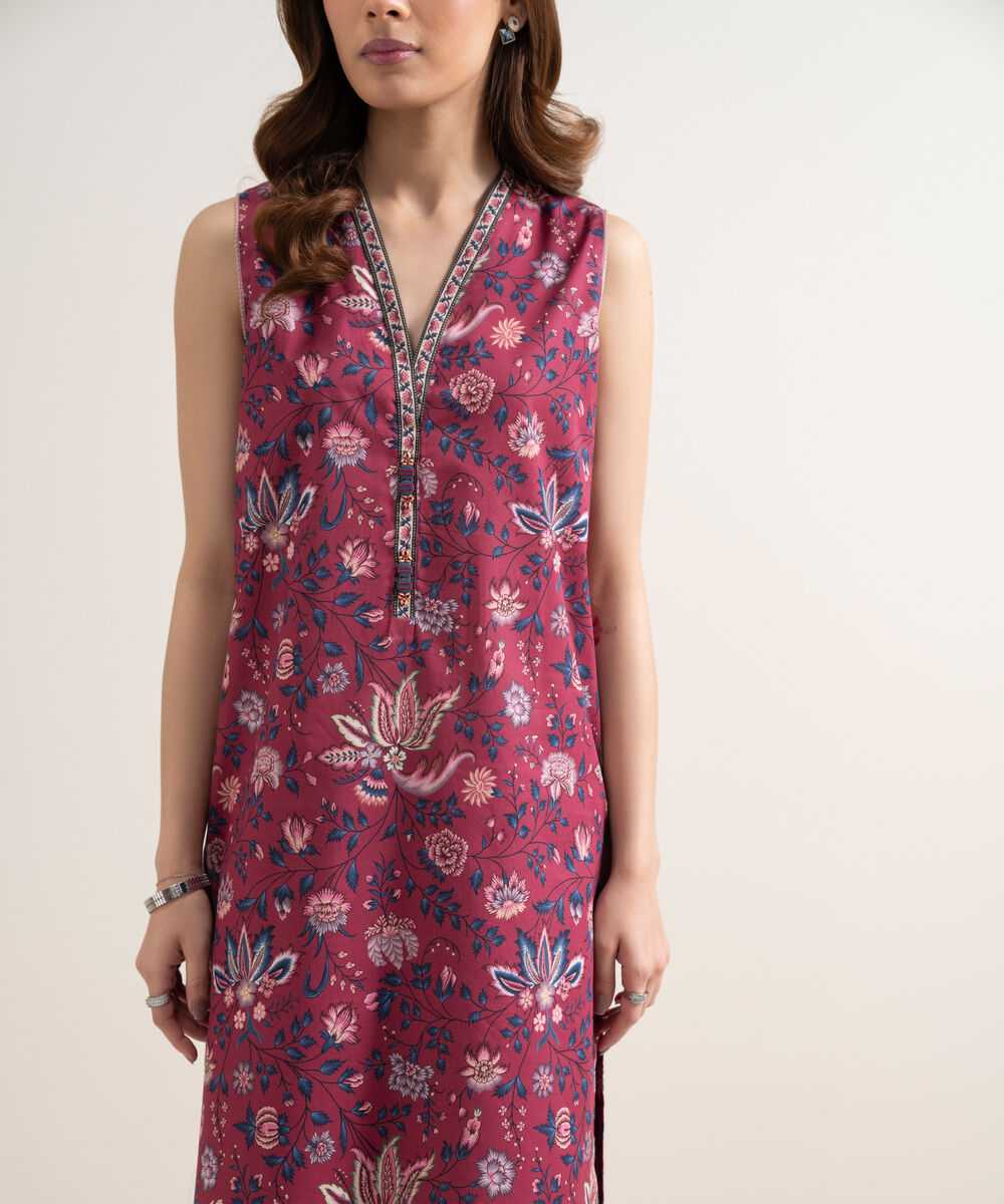 Women's Unstitched Lawn Printed Maroon 3 Piece Suit