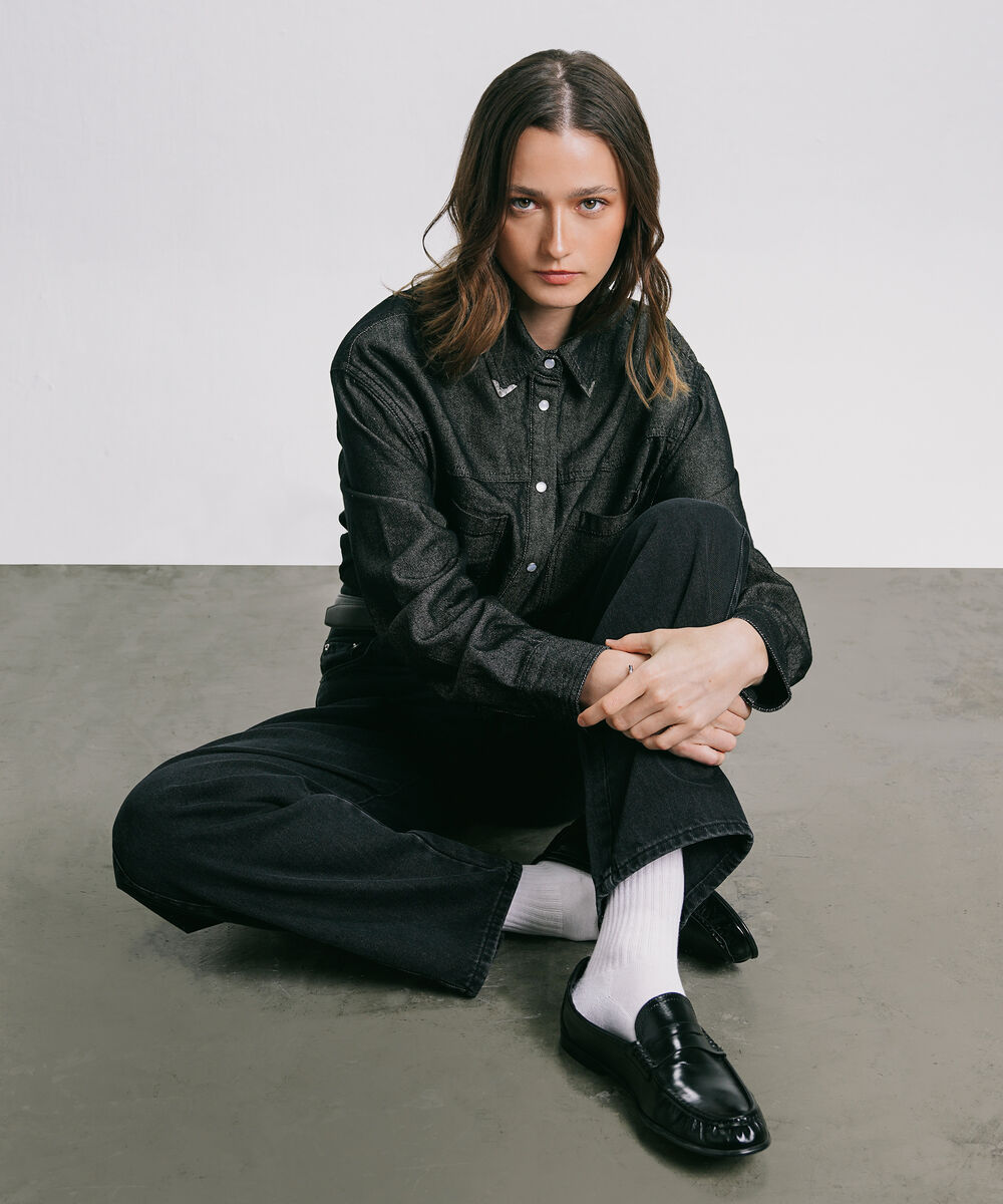 Women's Western Wear Grey Metal Tipped Denim Shirt