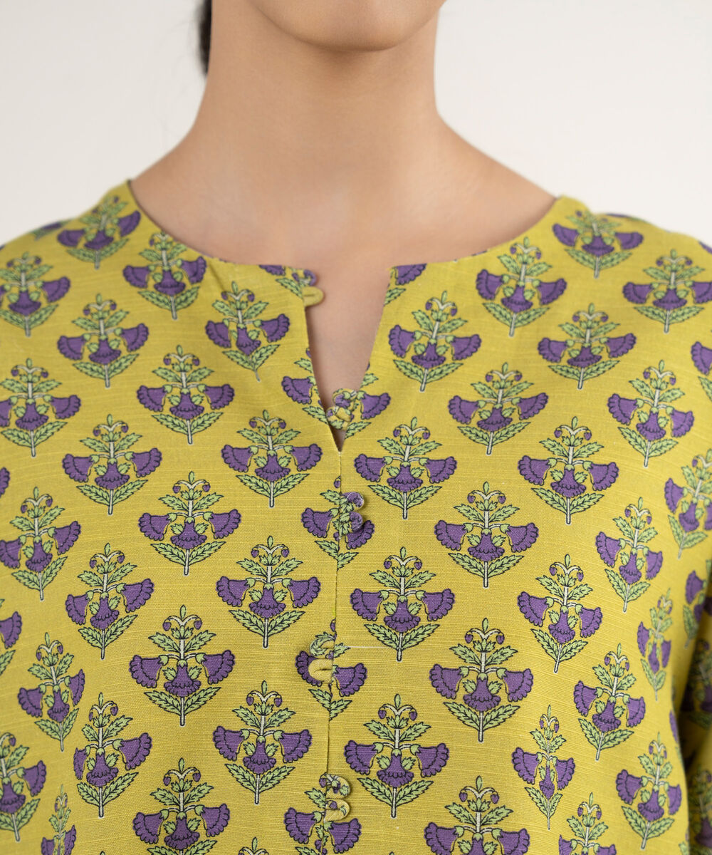 Women's Unstitched Printed Khaddar Multi 3 Piece Suit