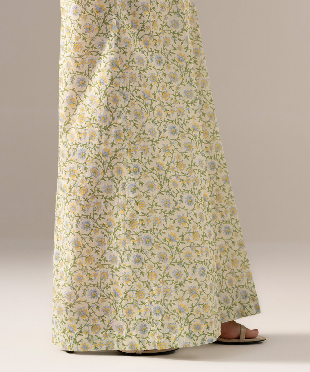 Women's RTW Crosshatch Printed White Flared Pants