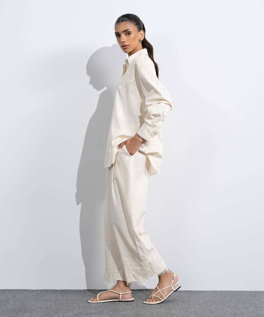 Women's Western Off-white Relaxed-Fit Embroidered Shirt