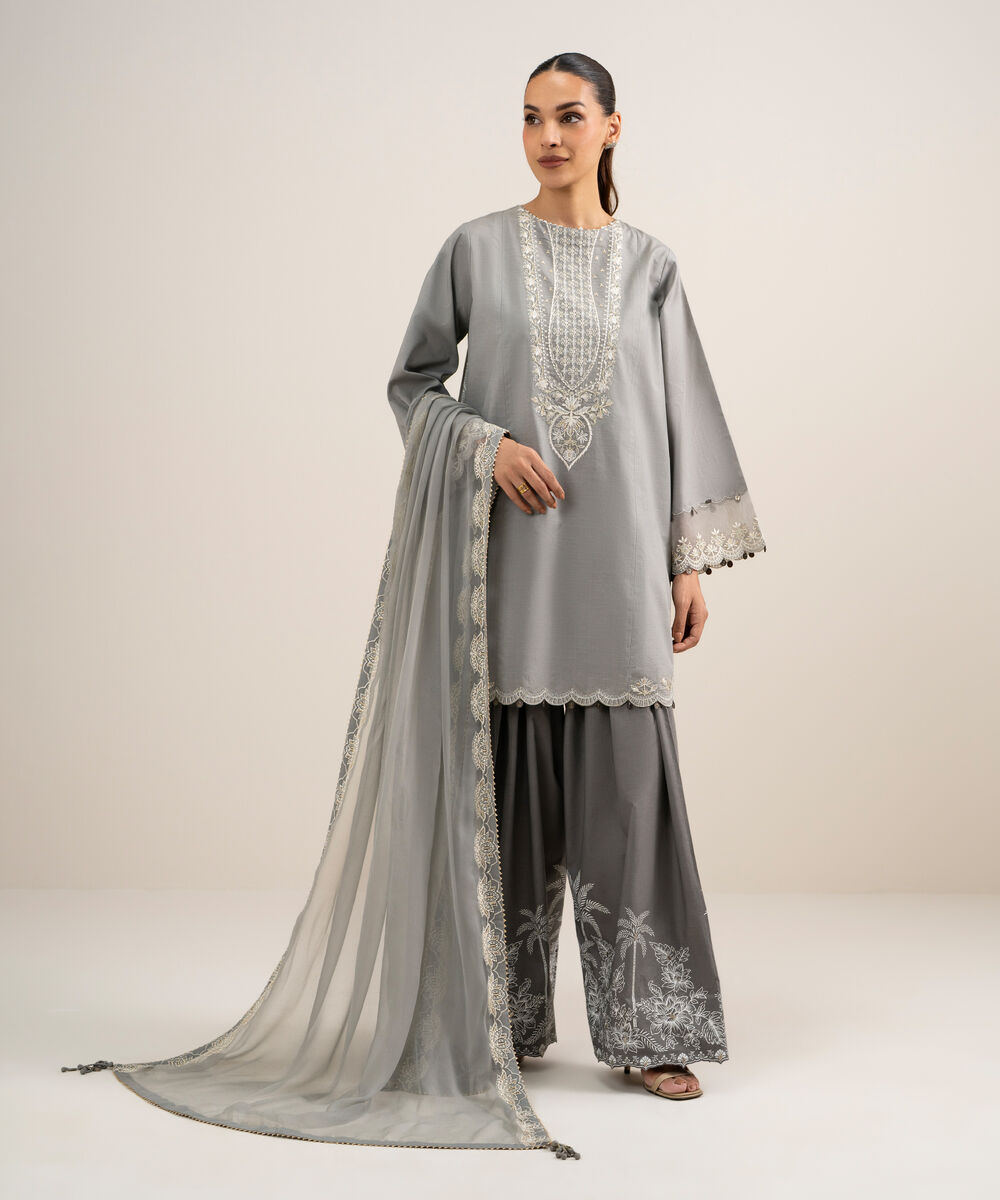 Women's Unstitched Slub Lawn Embroidered Grey 3 Piece Suit