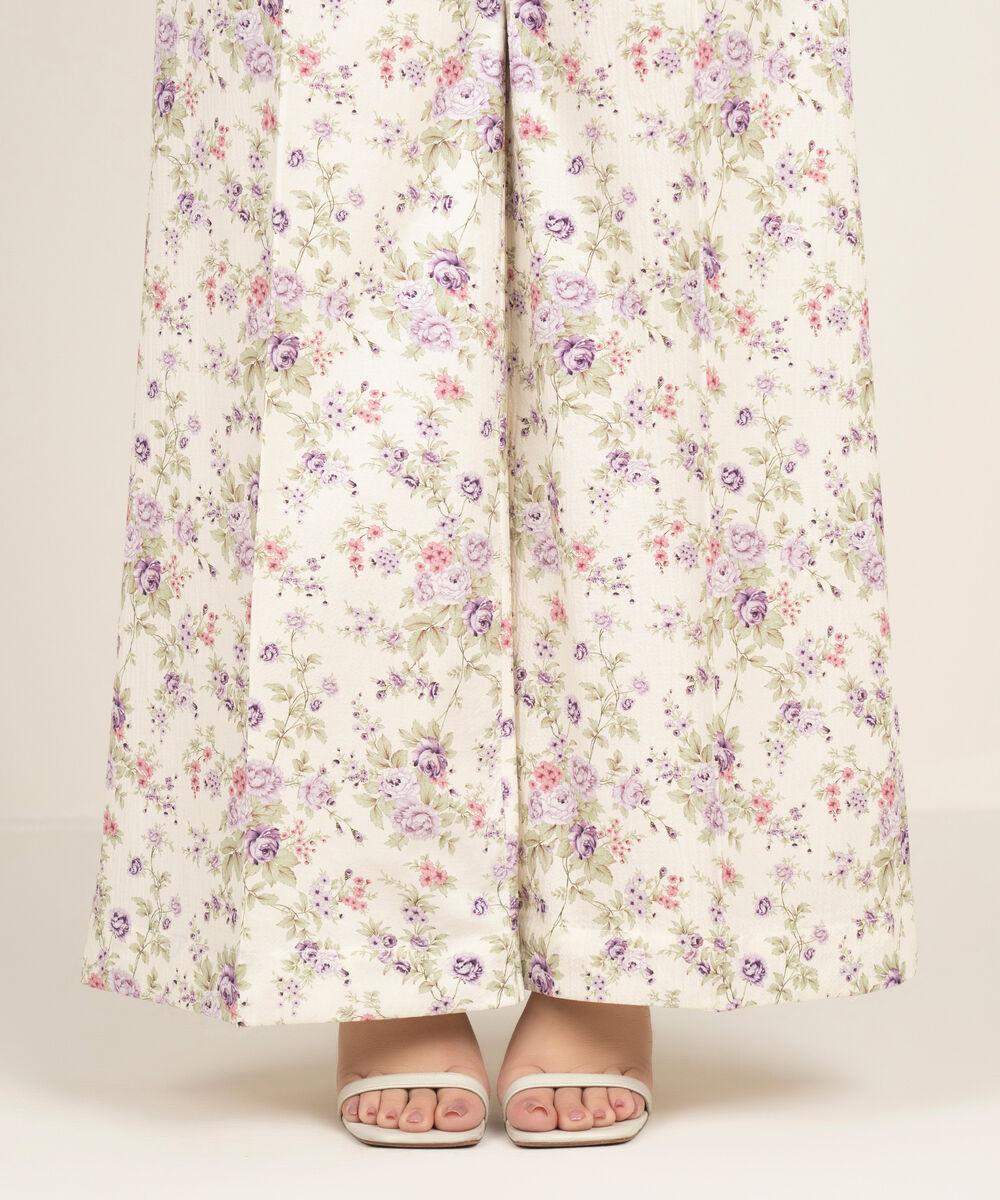 Women's RTW Seersucker Printed Off White Flared Pants