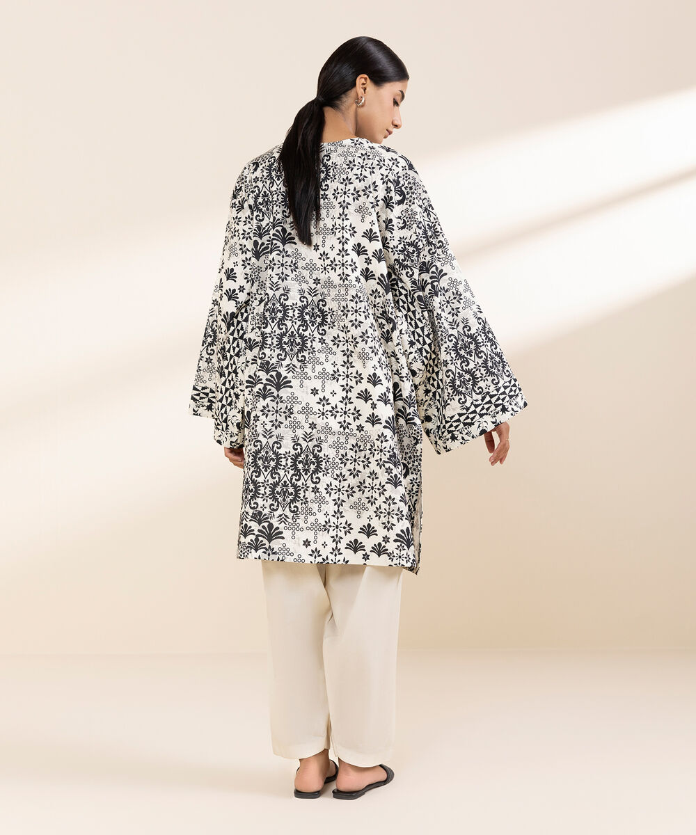 Women's Unstitched Lawn Printed Multi 2 Piece Suit