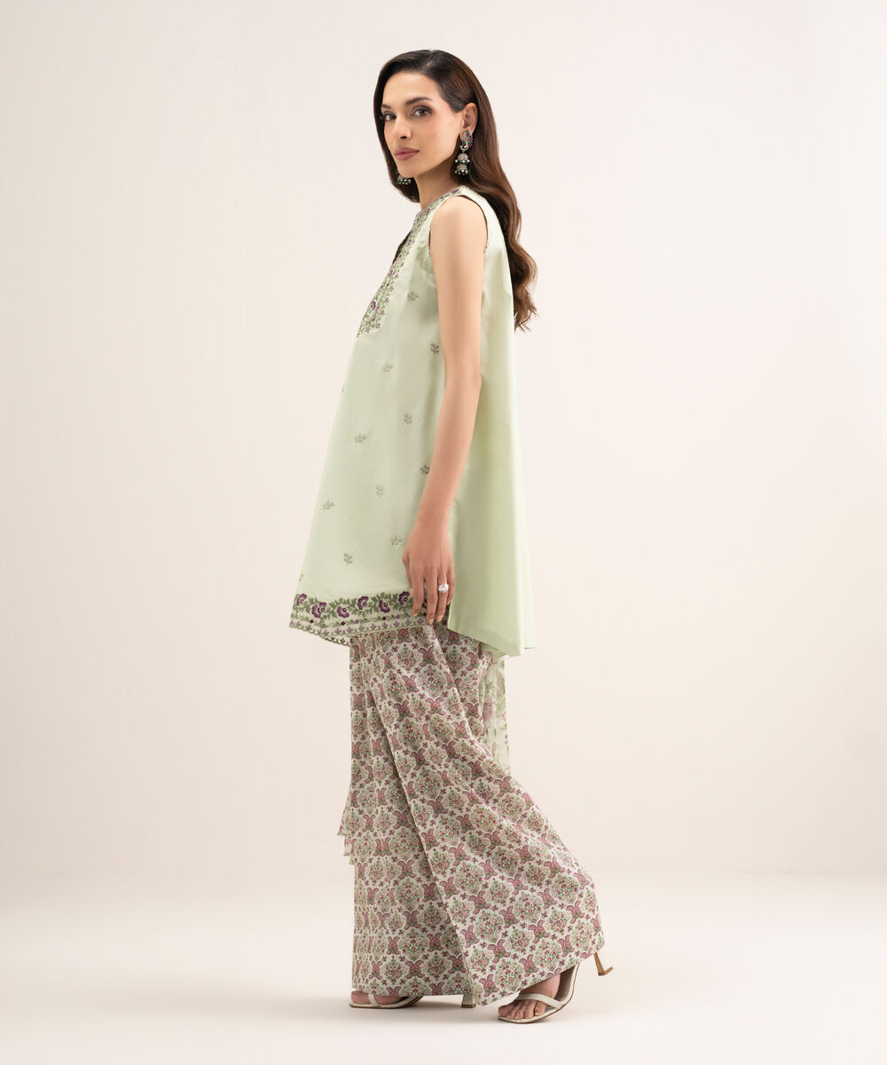 Women's Unstitched Textured Lawn Embroidered Green 3 Piece Suit