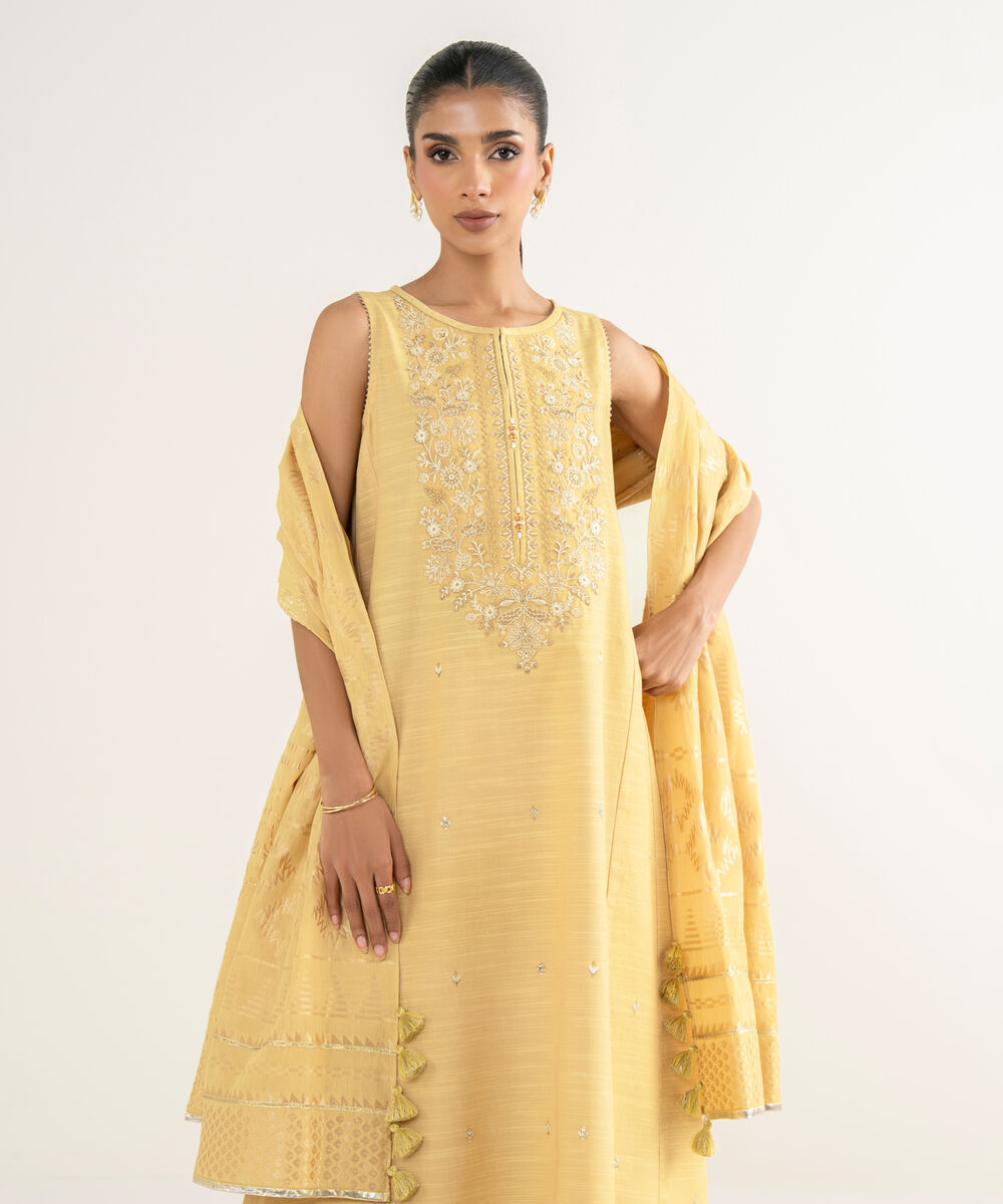 Women's Unstitched Zari Khaddar Embroidered Yellow 3 Piece Suit