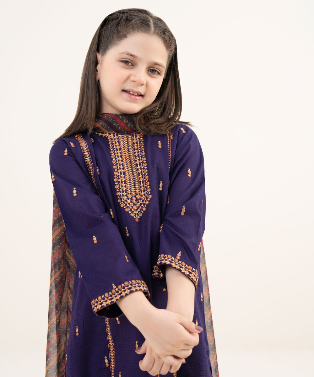 Girls Two Piece Embroidered Textured Lawn Shirt Dupatta