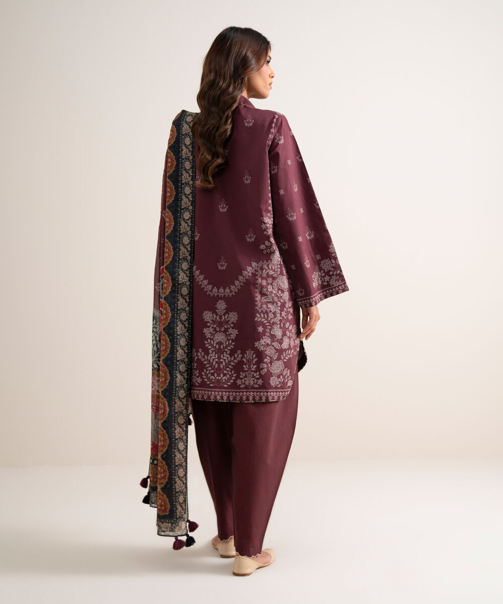 Women's Unstitched Printed Lawn Maroon 3 Piece Suit