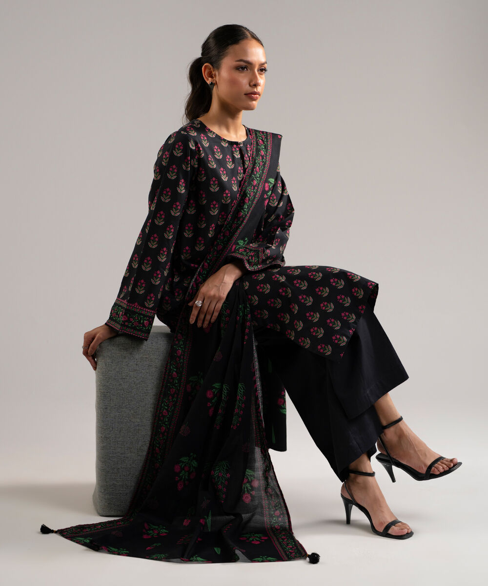 Women's RTW Slub Lawn Printed Black 3 Piece Suit